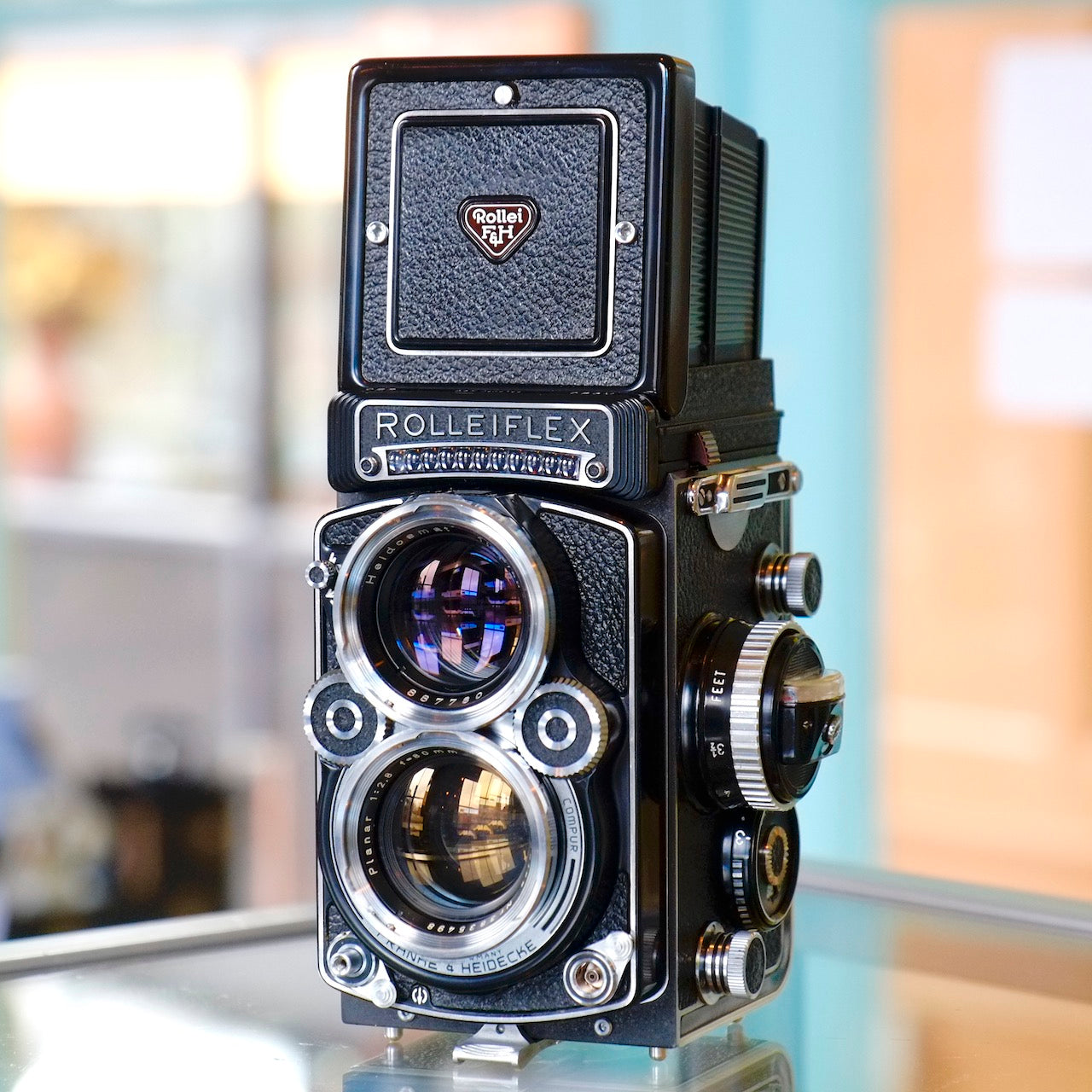 Bay III Satin Lens Cap – Fits Rolleiflex 2.8C, 2.8E, 2.8F, 2.8FX, GX Cameras