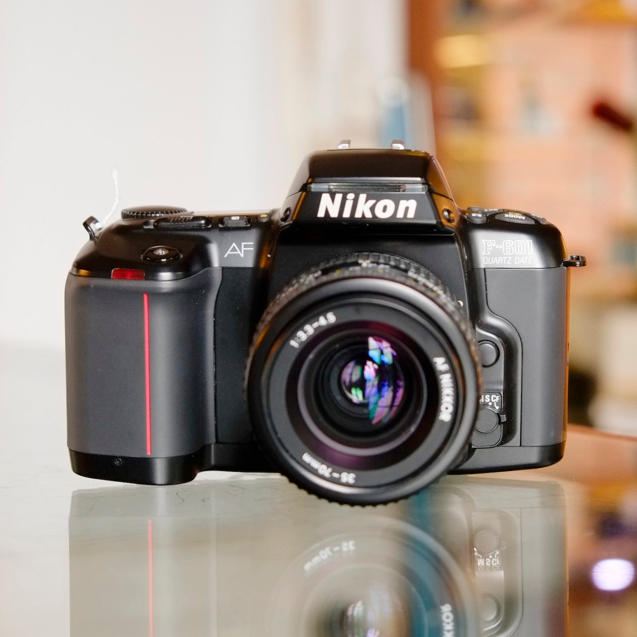 Nikon F-601 Quartz Date with 35-70mm f3.3-4.5 lens
