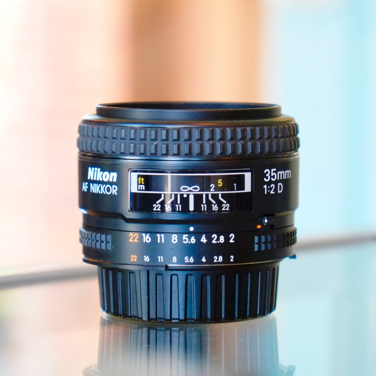 Nikon 35mm f2D AF Nikkor